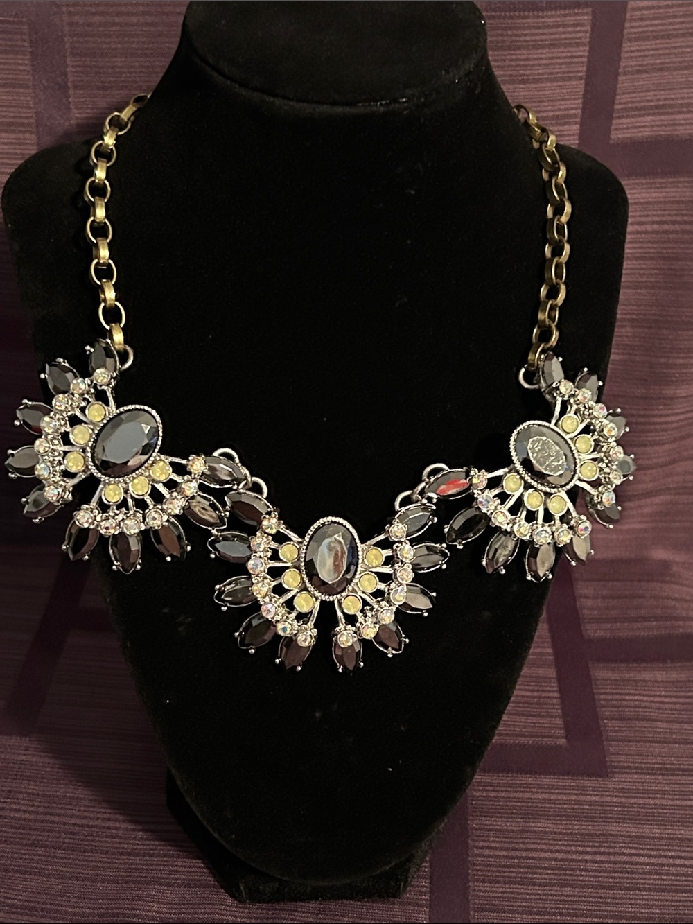Betsey Johnson Whiteout Collection Art Deco necklace